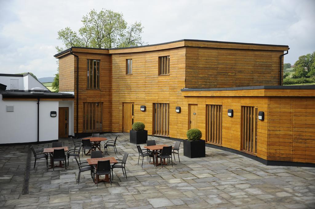 The Hardwick Hotel Abergavenny Exterior photo